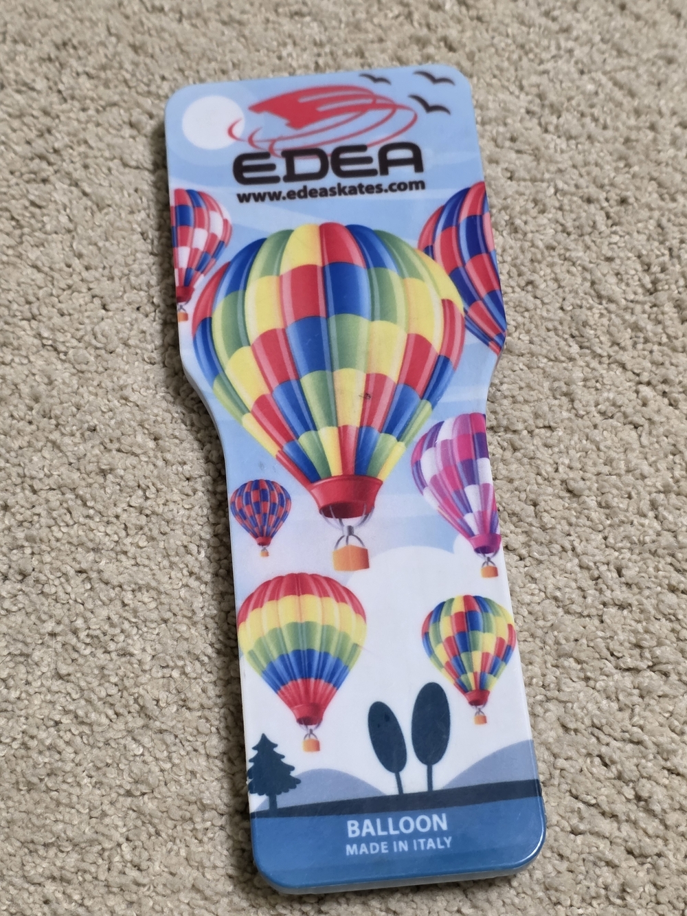 Edea Ice Skating Spinner in the "Balloon" design